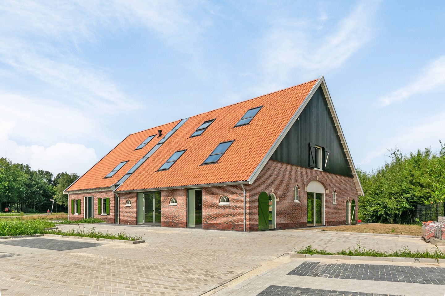 Bekijk foto 1 van Bornsche Beeklaan 1