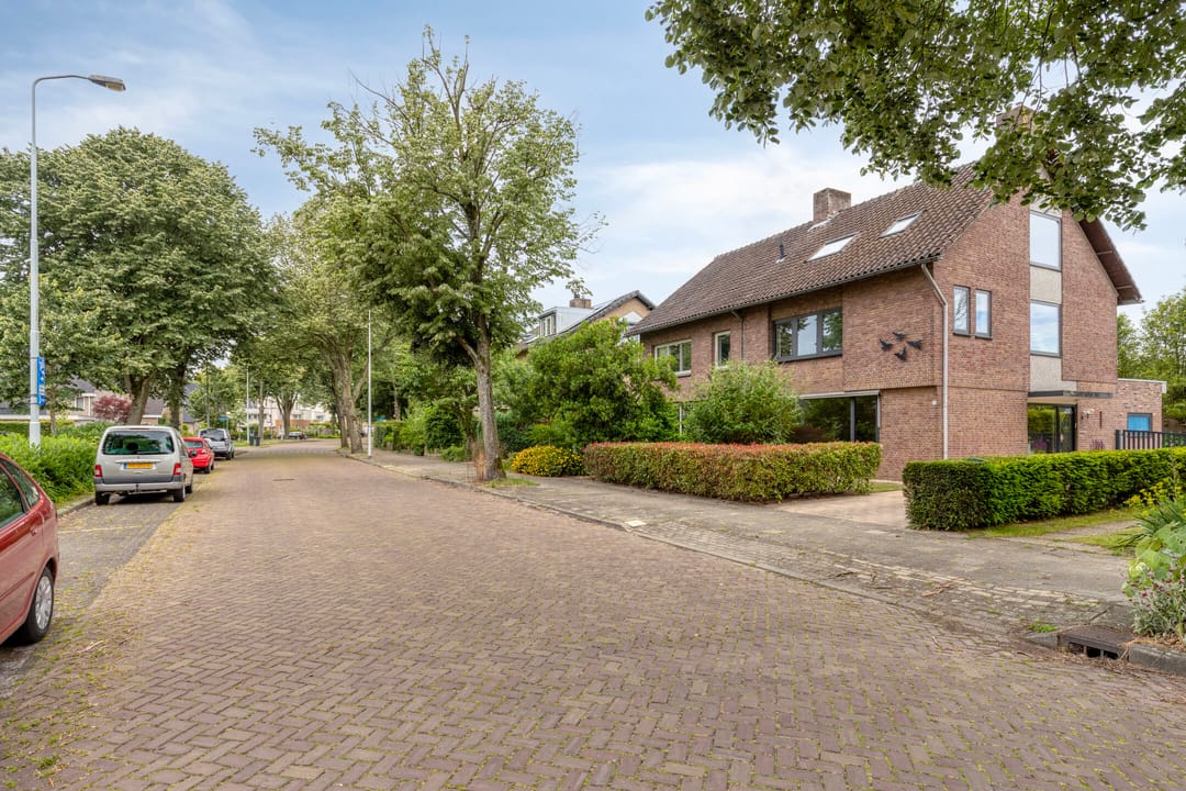 Foto 43 van Engelsbergenstraat 52