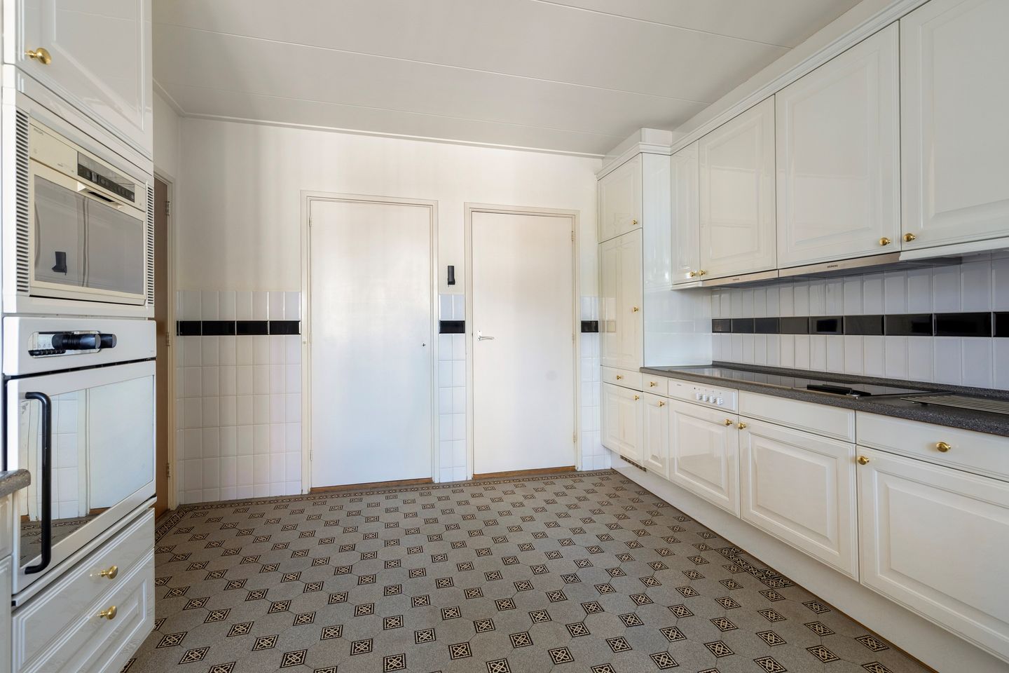 Photo 19 of Damstraat 23