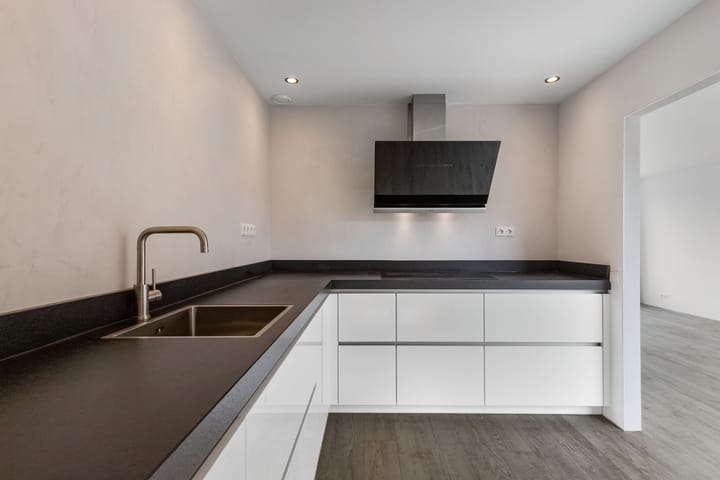 Photo 4 of Deltastraat 68