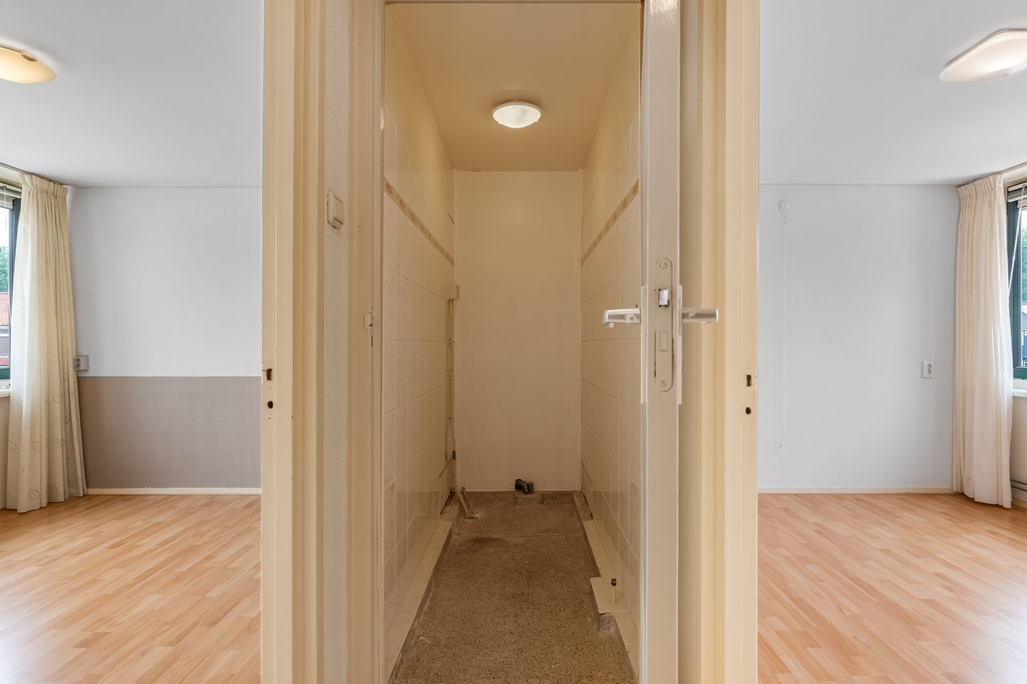 Photo 20 of Deltastraat 68