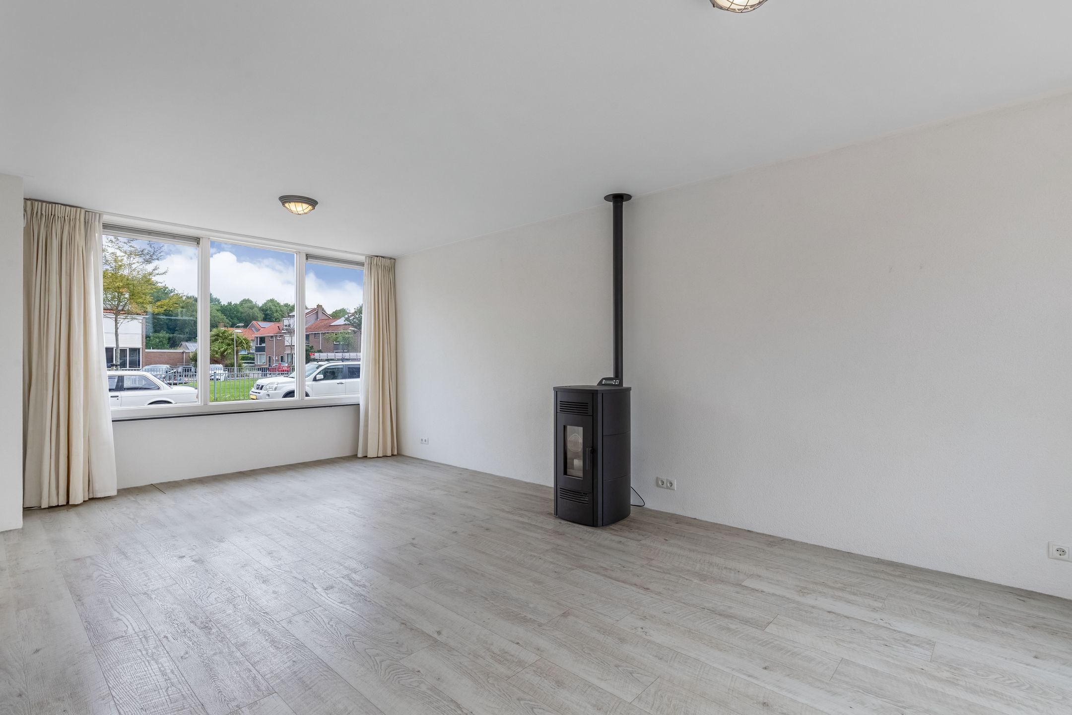 Photo 6 of Deltastraat 68