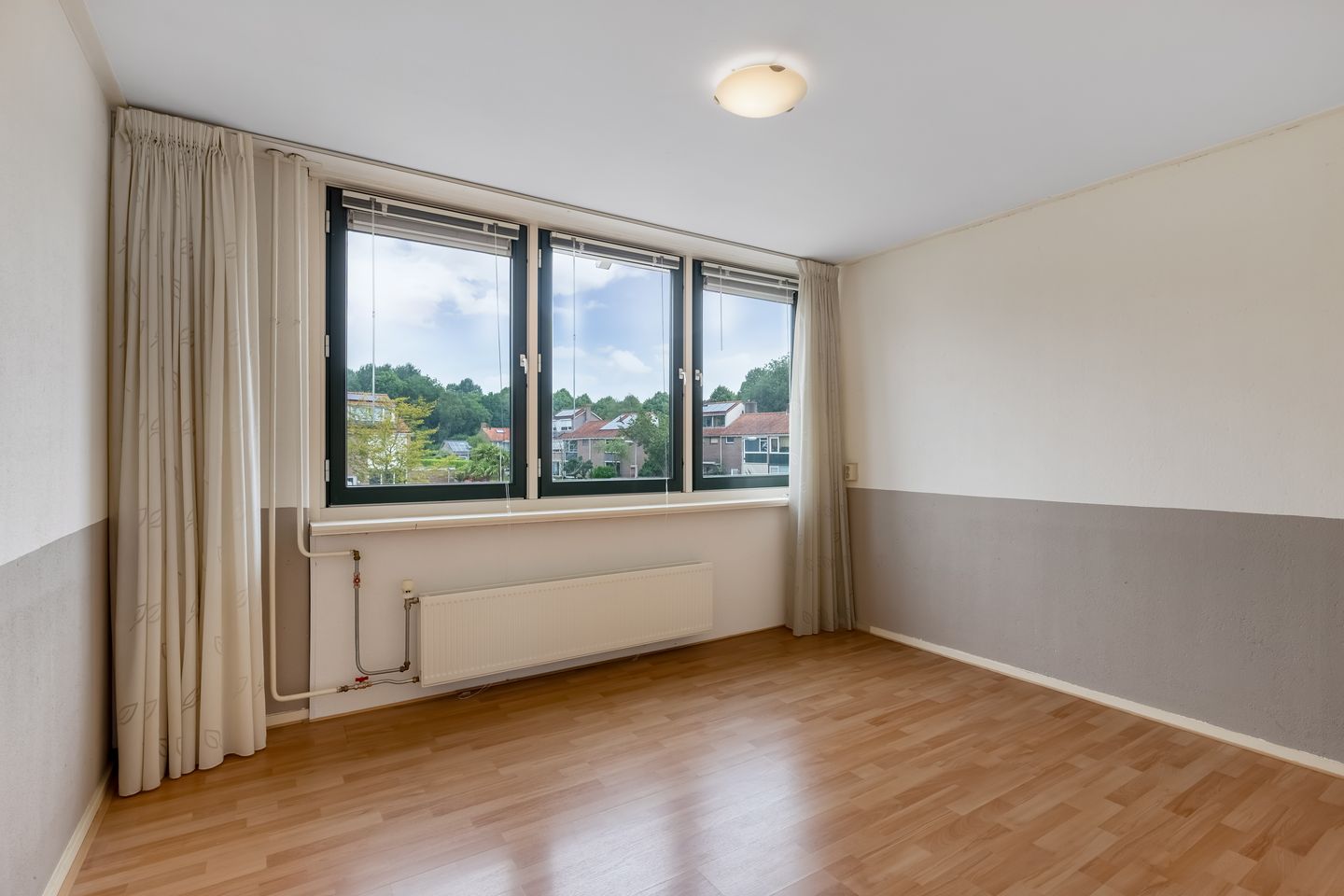 Photo 19 of Deltastraat 68