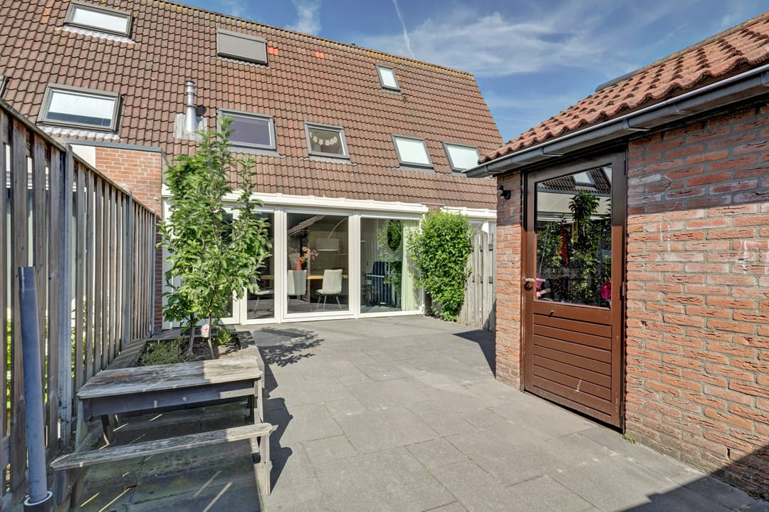 Photo 38 of Bremstraat 4
