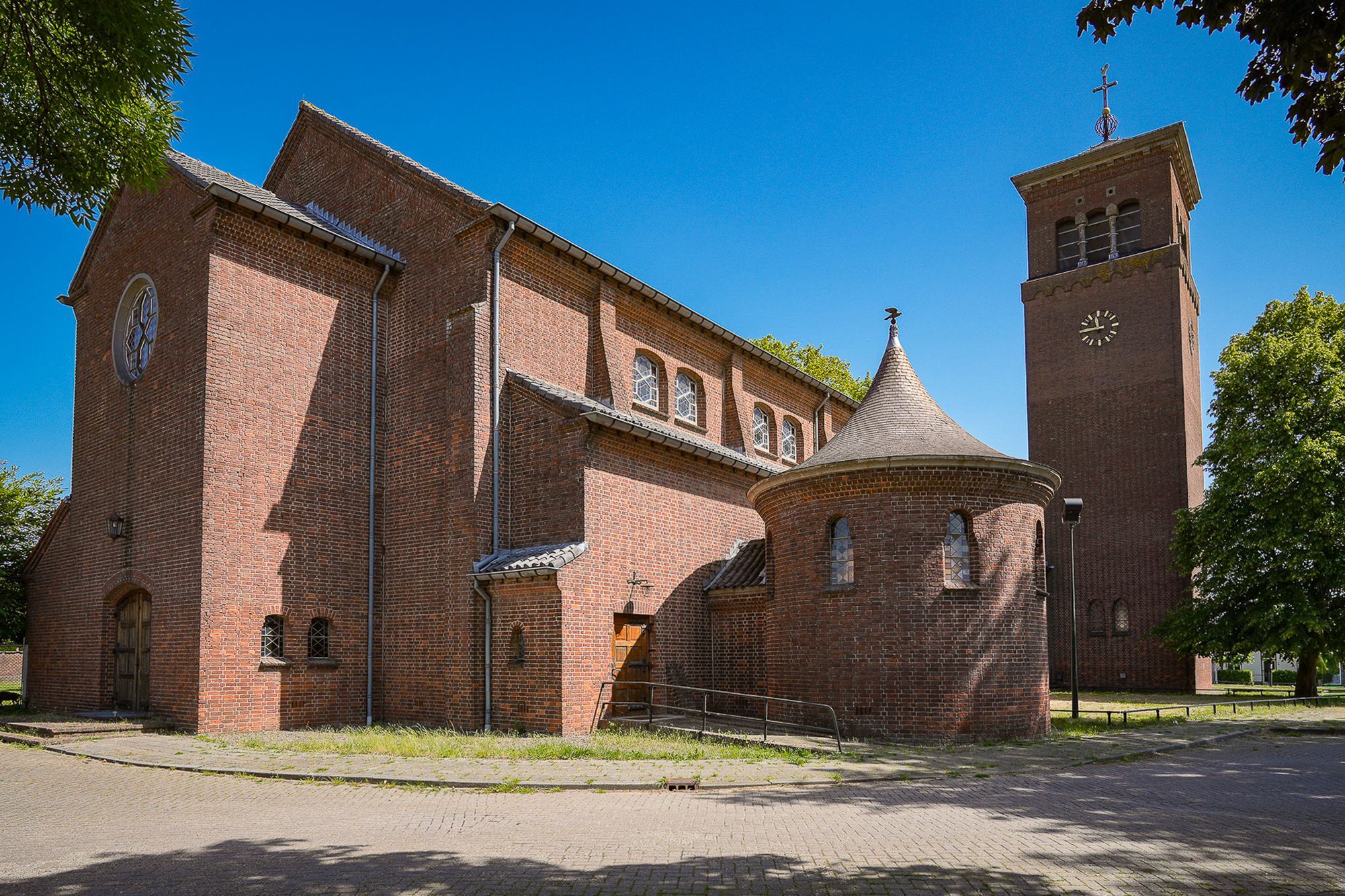 Photo 54 of Grotestraat 13