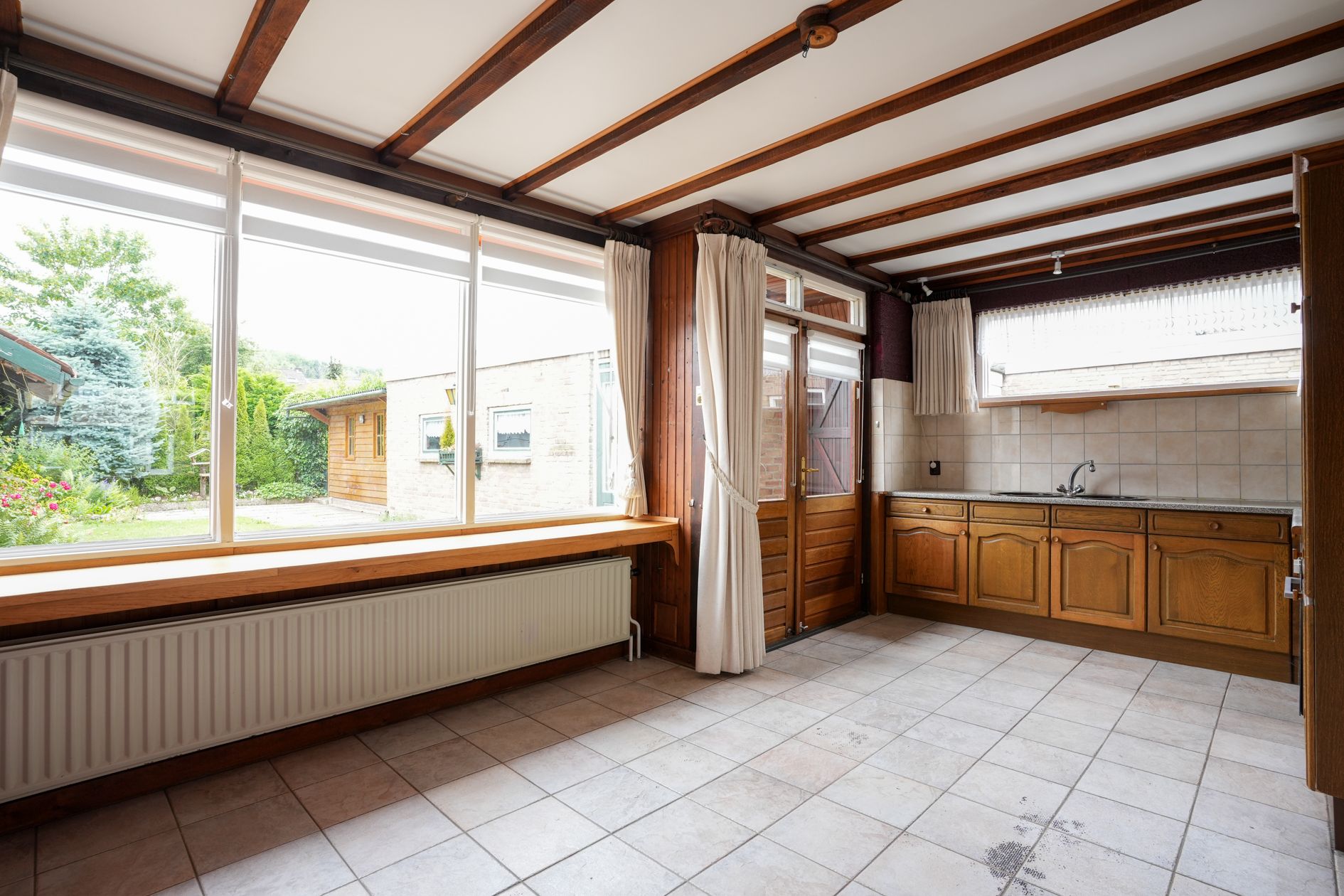 Photo 9 of Graaf Wolter Hoenstraat 25