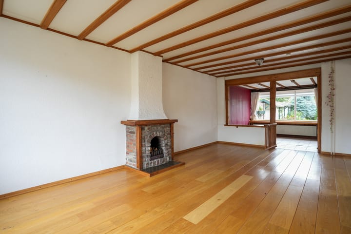 Photo 4 of Graaf Wolter Hoenstraat 25
