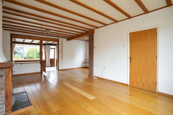 Photo 3 of Graaf Wolter Hoenstraat 25