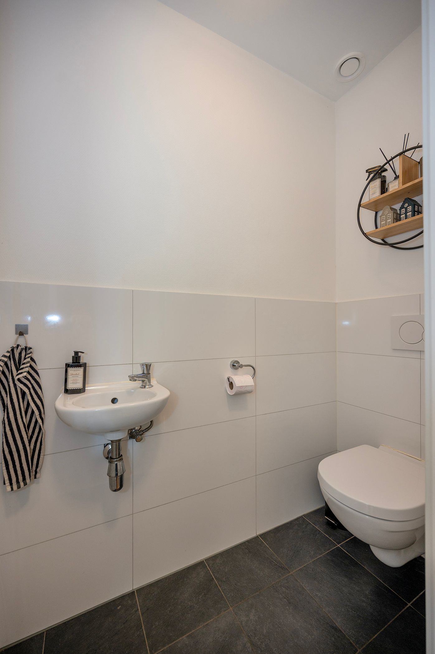 Photo 10 of Jan Pieterszoon Coenstraat 53-BS