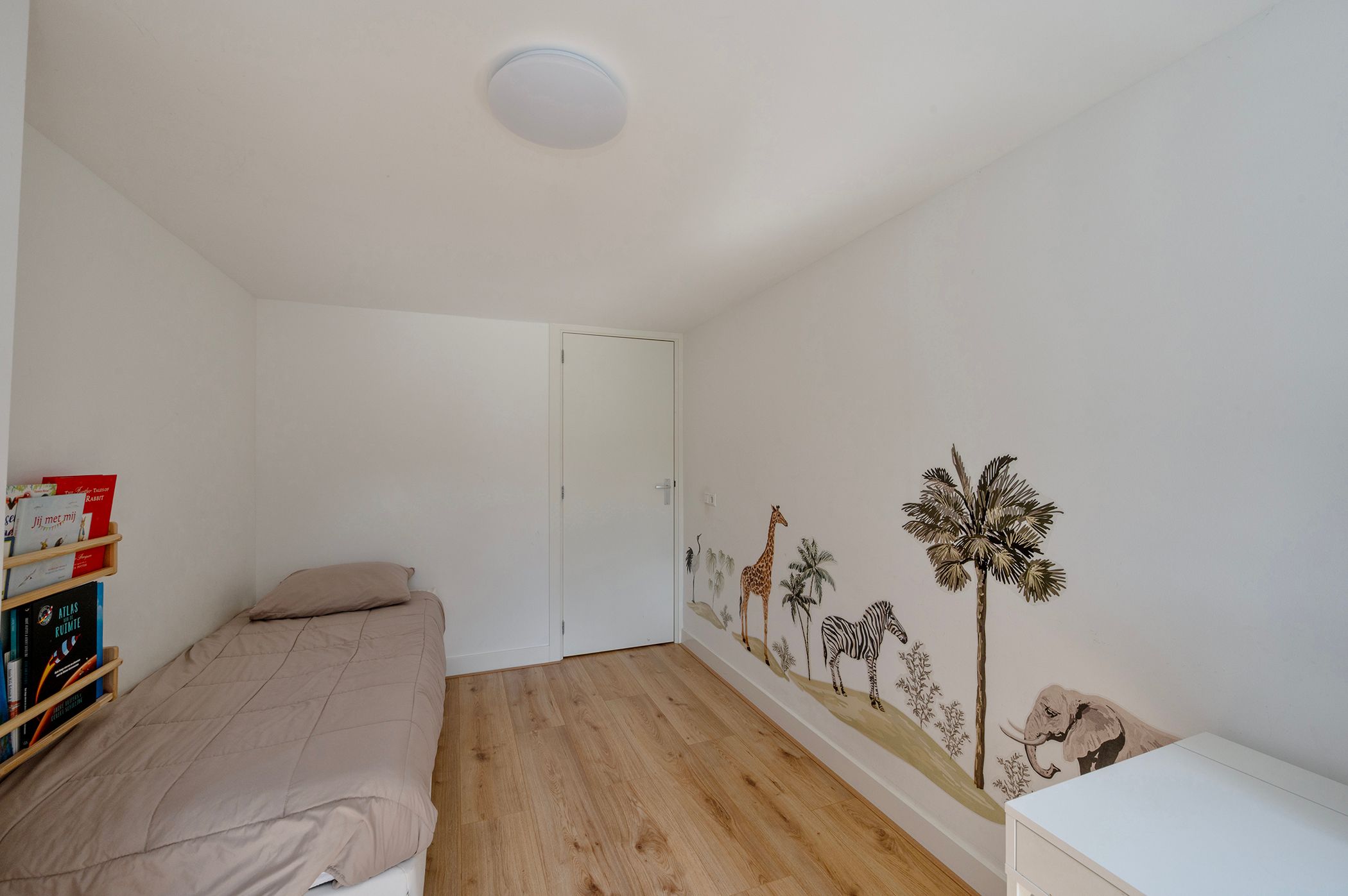 Photo 30 of Jan Pieterszoon Coenstraat 53-BS