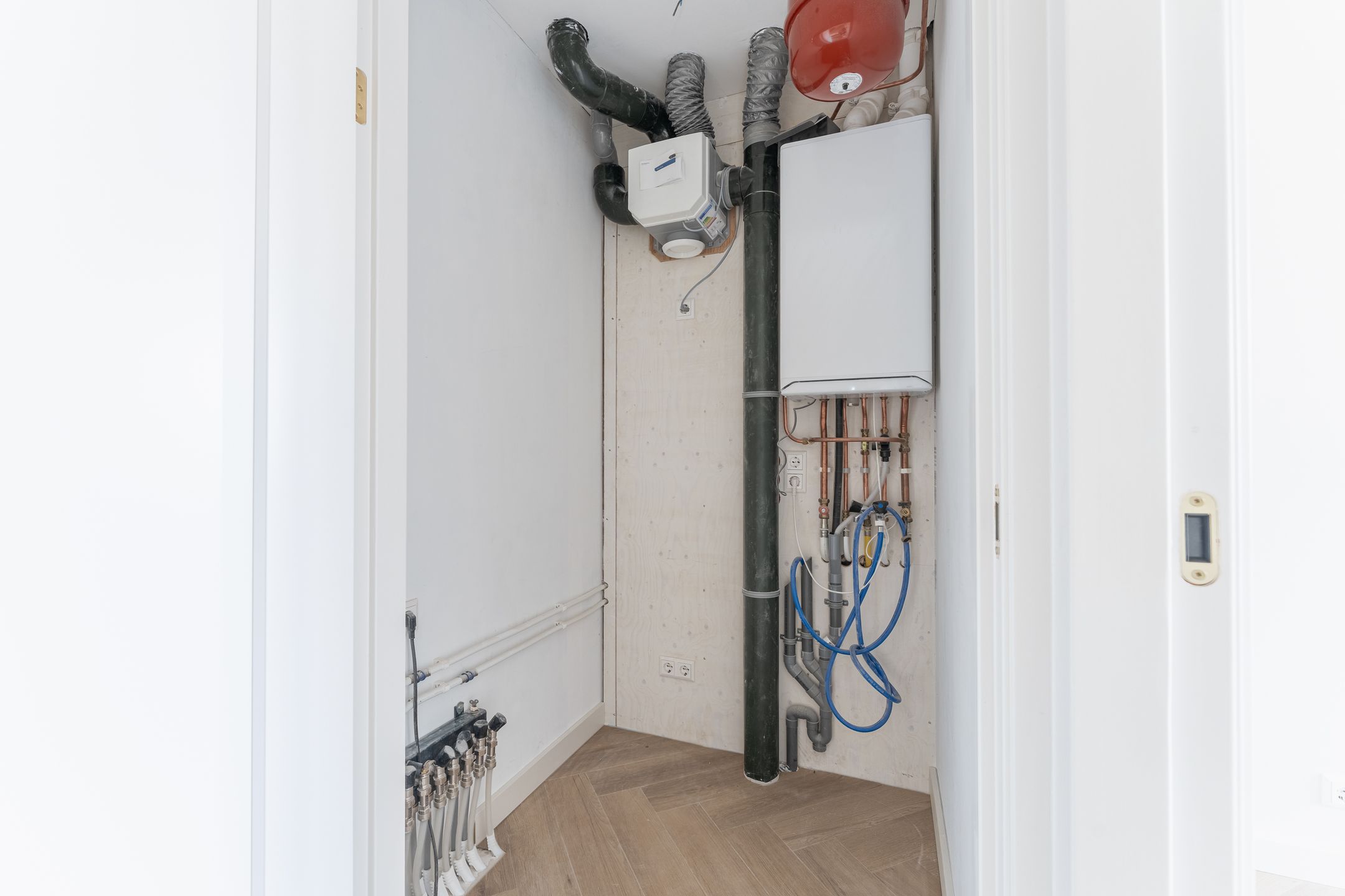 Photo 42 of Breedstraat 68