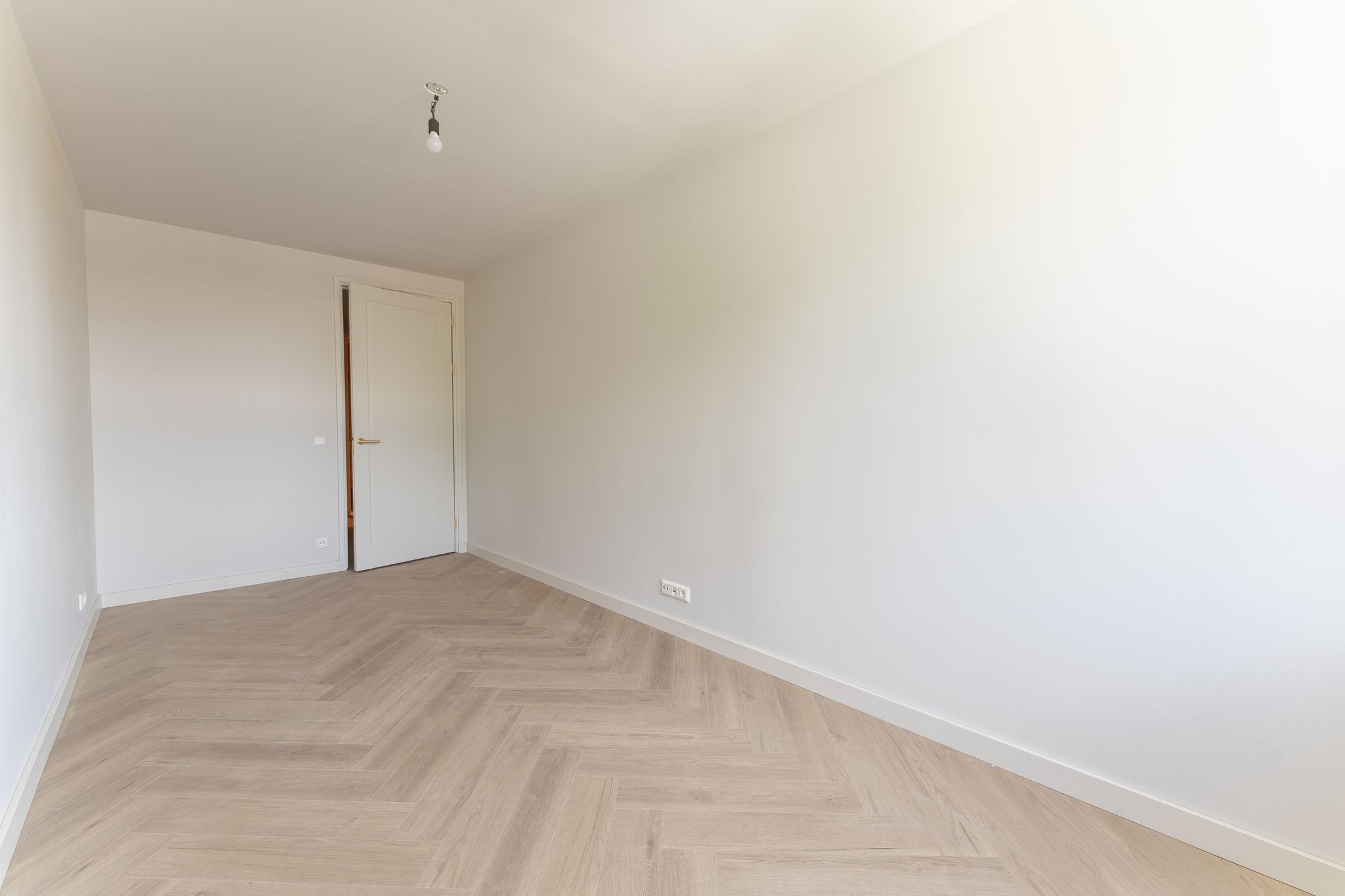 Photo 39 of Breedstraat 68