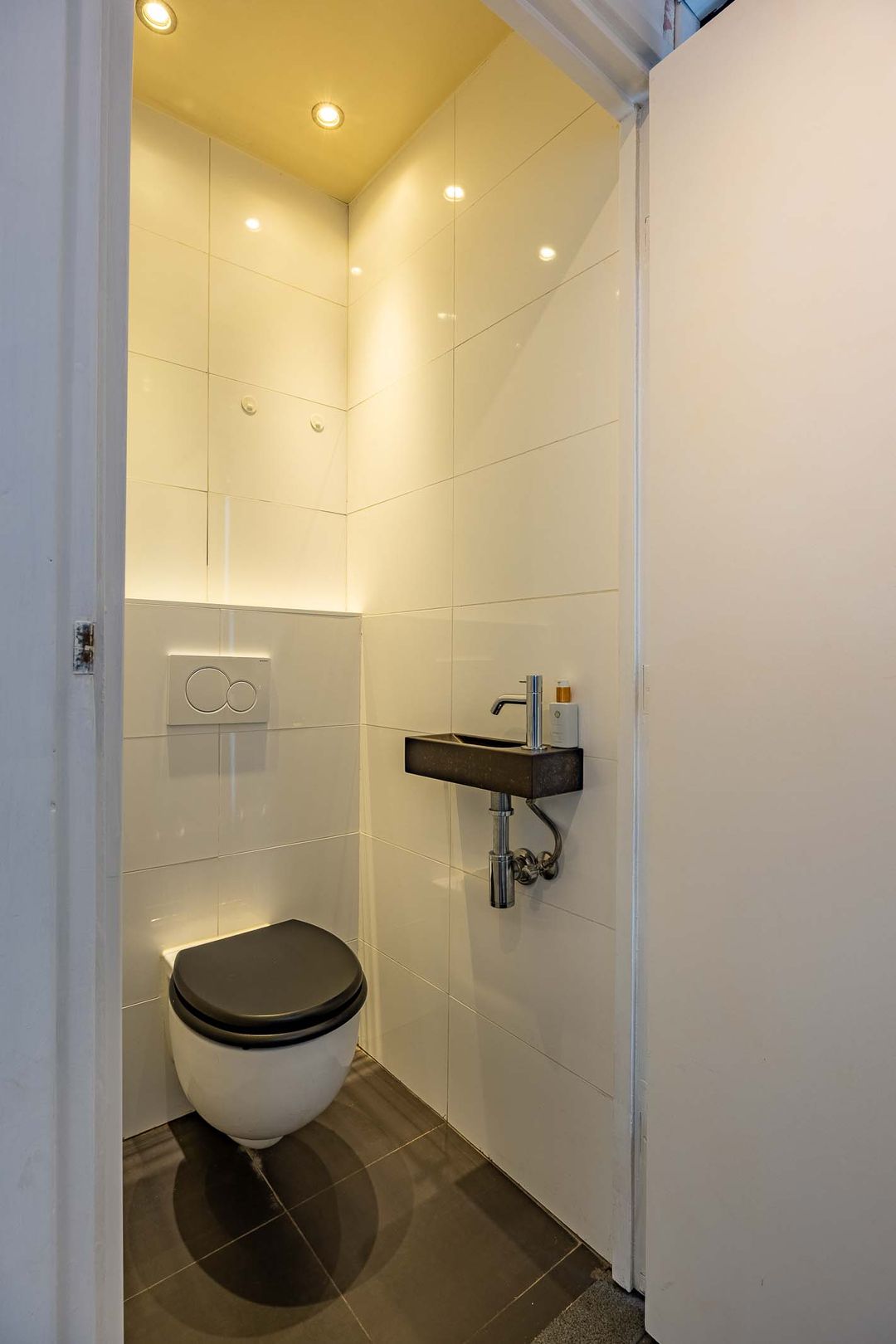 Photo 7 of Baron de Liedelstraat 10