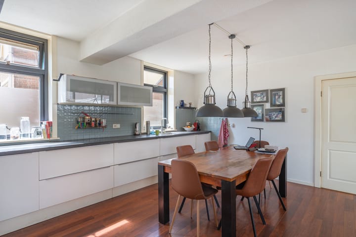 Hoekwoning te koop: Tjerk Hiddes de Vriesstraat 25, Harlingen