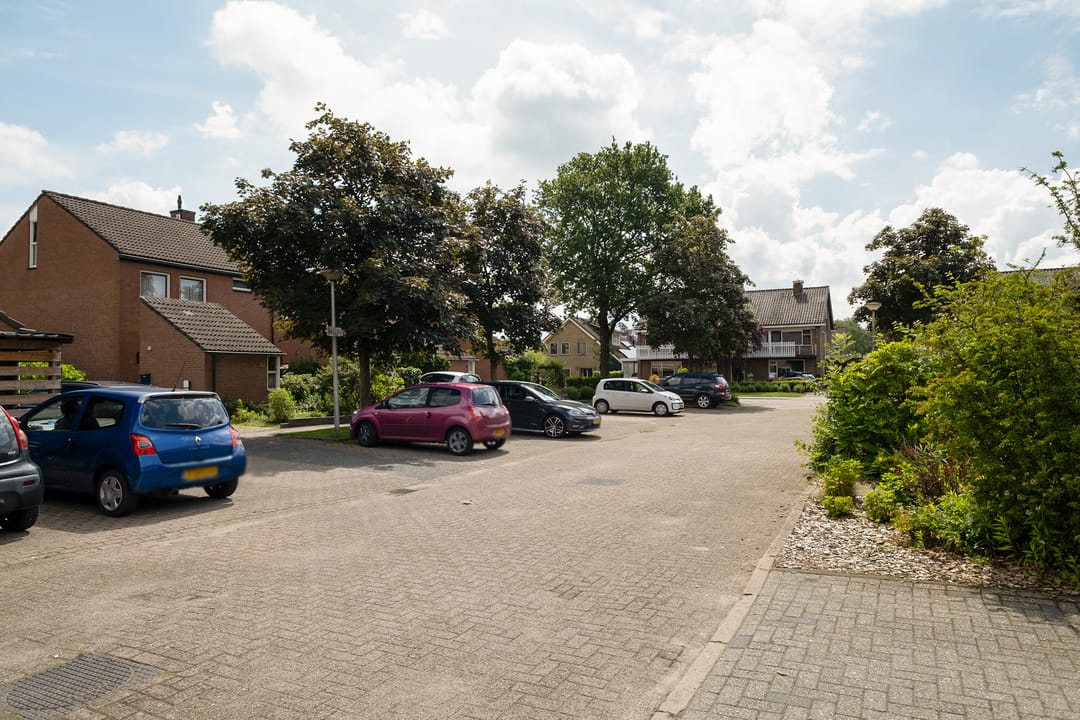 Photo 37 of van Beethovenlaan 36