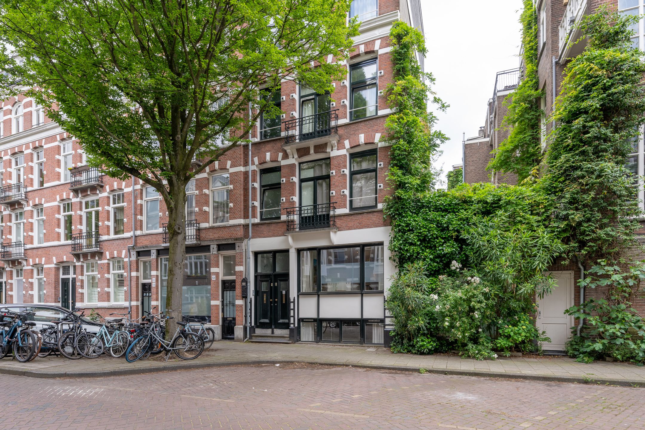 Photo 6 of Cornelis Anthoniszstraat 8-H