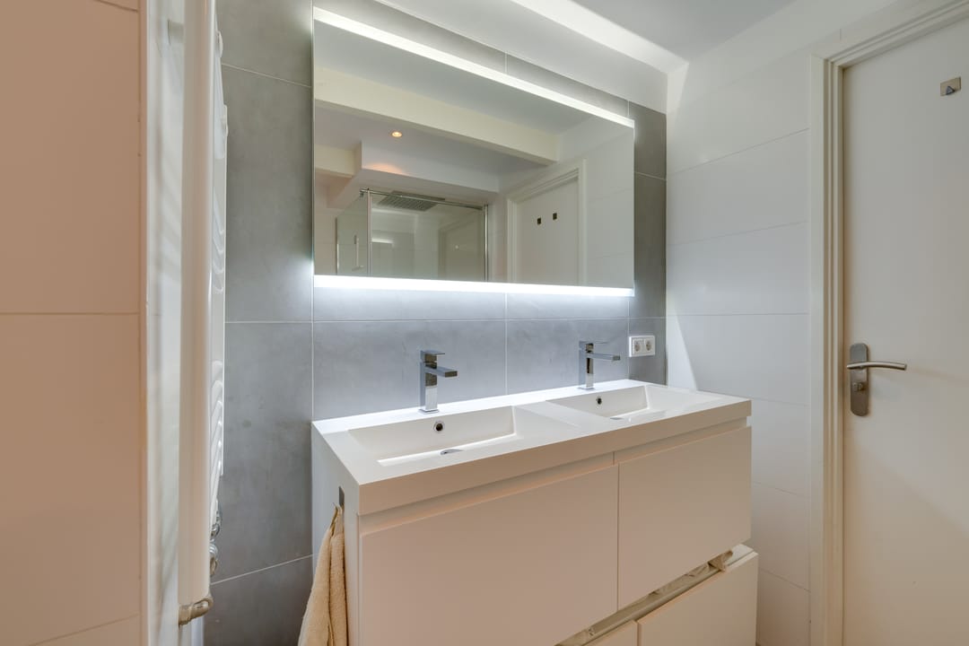 Photo 56 of Cornelis Anthoniszstraat 8-H