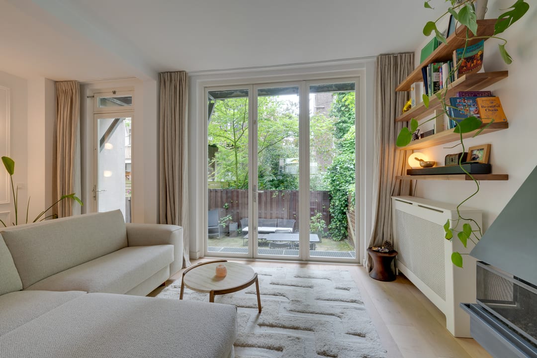 Photo 32 of Cornelis Anthoniszstraat 8-H