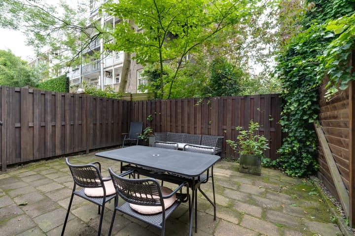 Photo 4 of Cornelis Anthoniszstraat 8-H