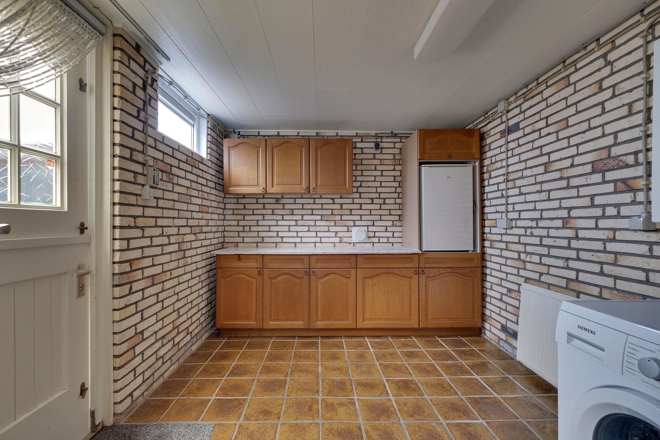 Photo 15 of Karel van Gelrestraat 12