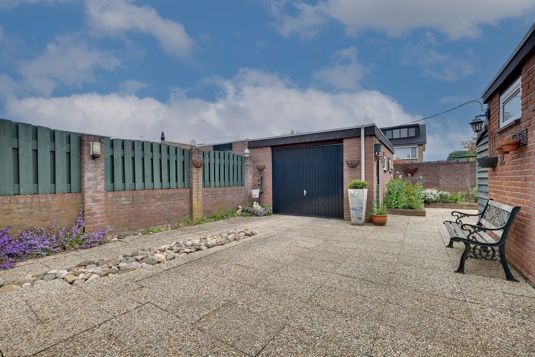 Photo 26 of Karel van Gelrestraat 12