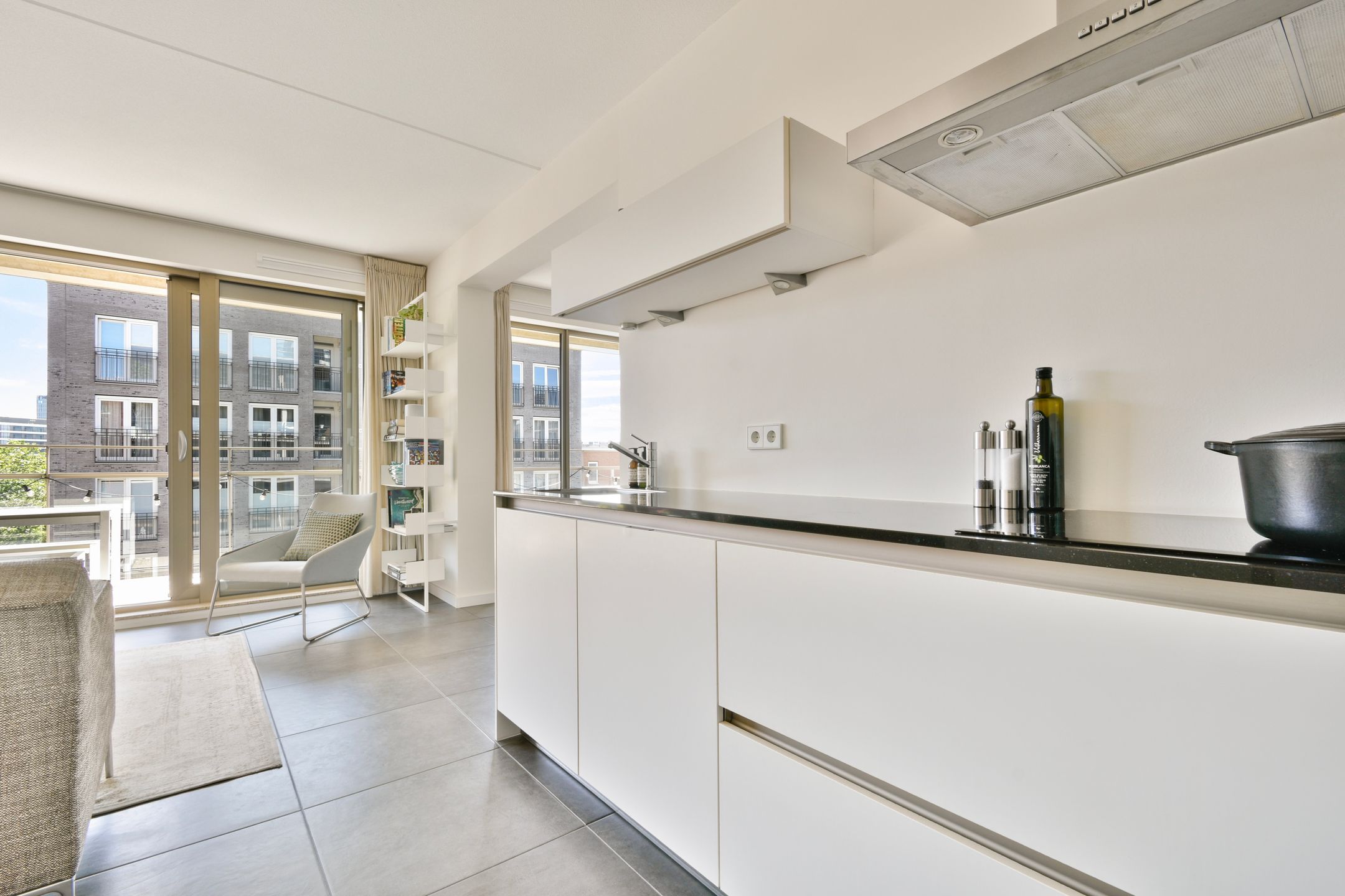 Photo 9 of Amstelvlietstraat 243