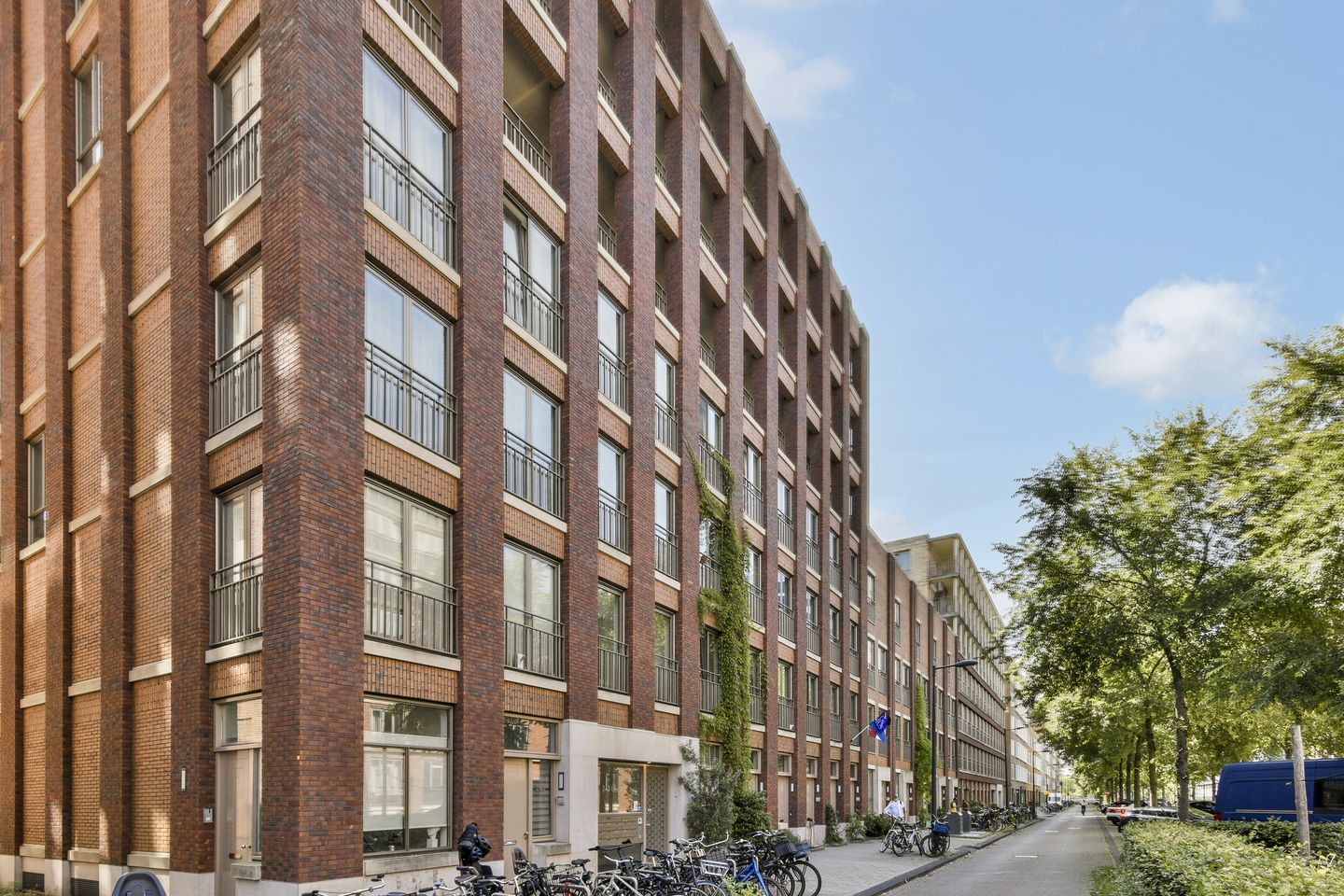 Photo 25 of Amstelvlietstraat 243
