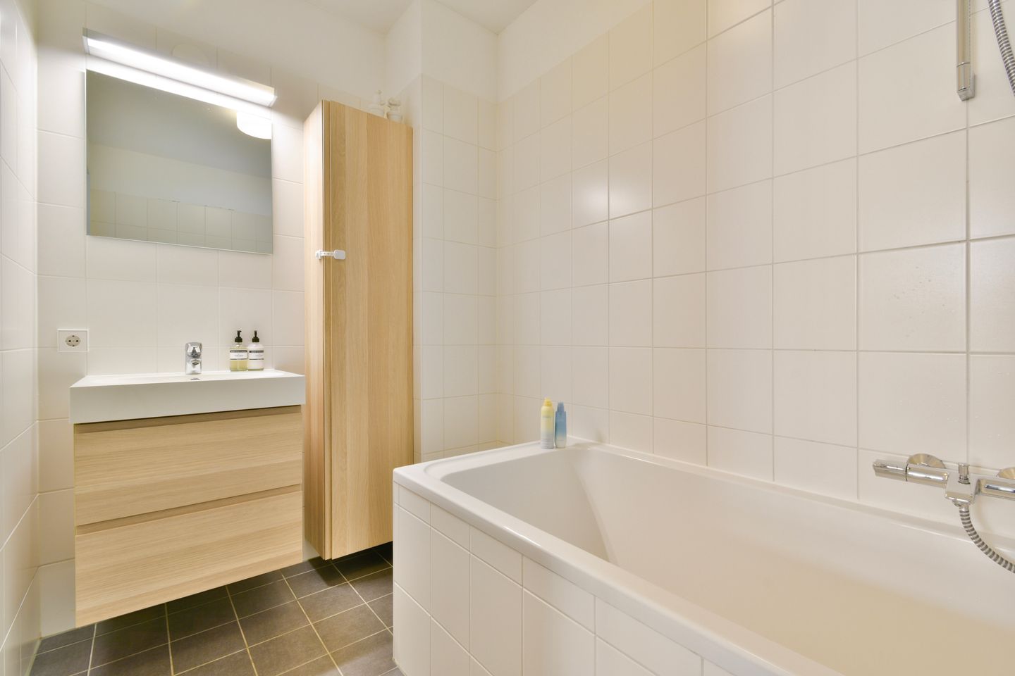 Photo 19 of Amstelvlietstraat 243