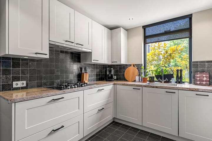 Tussenwoning te koop: Konijnenlaan 3, Lunteren