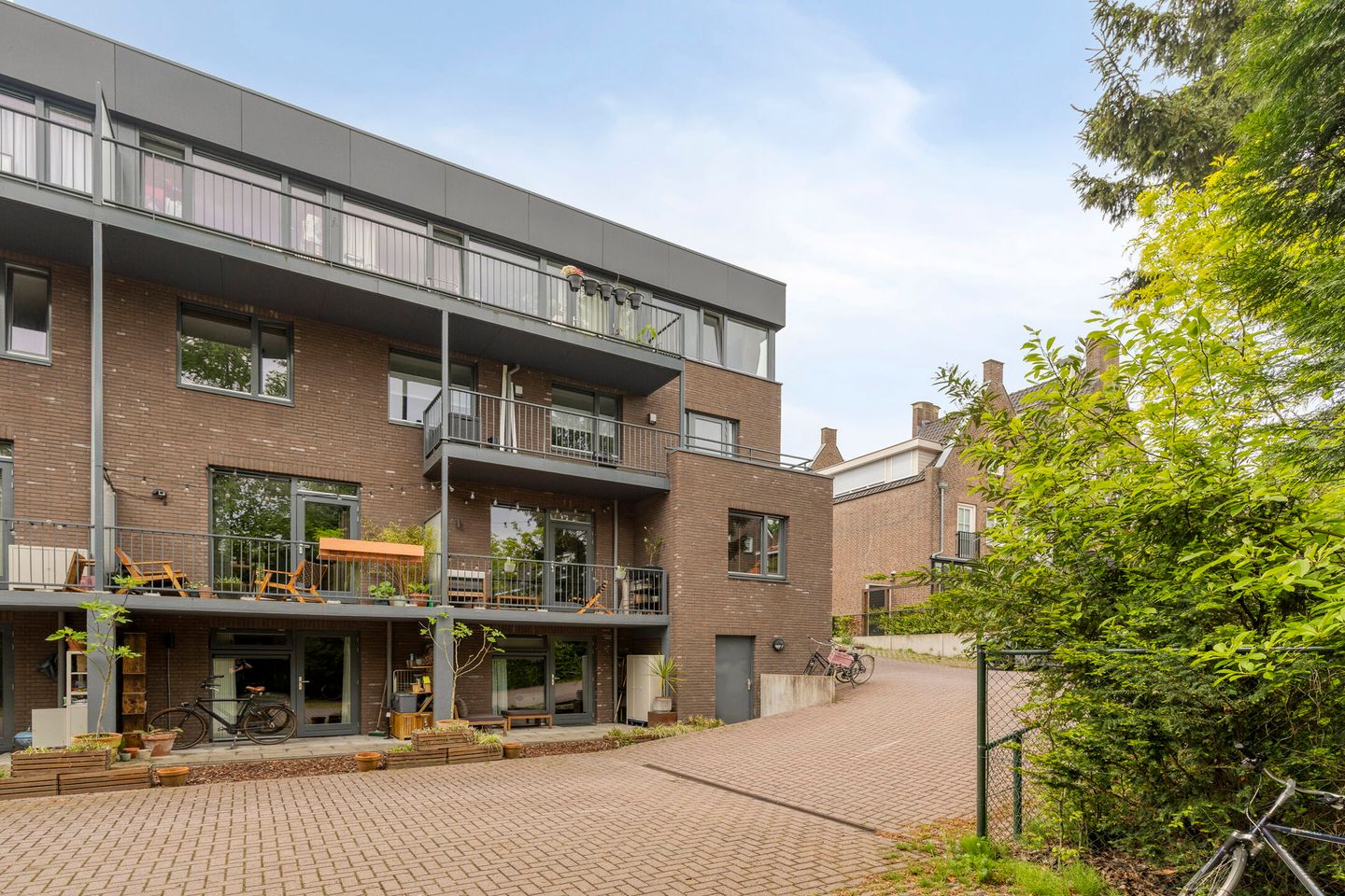 Photo 25 of Pater van den Elsenstraat 6