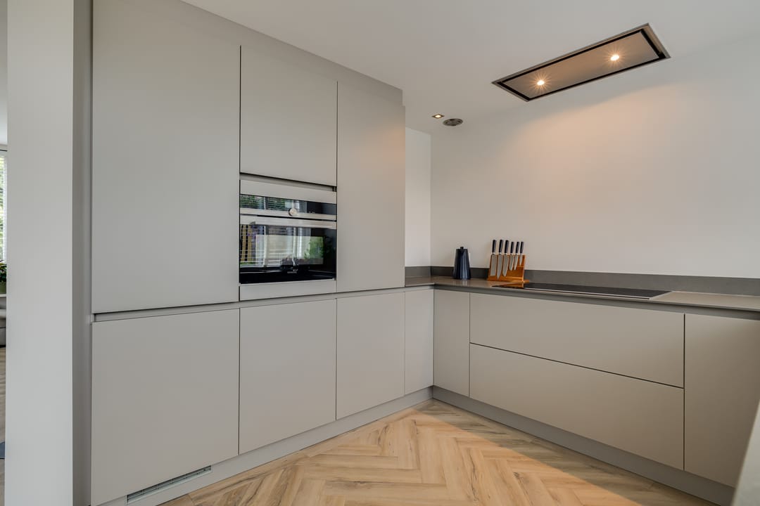 Photo 13 of Van Solmsstraat 15