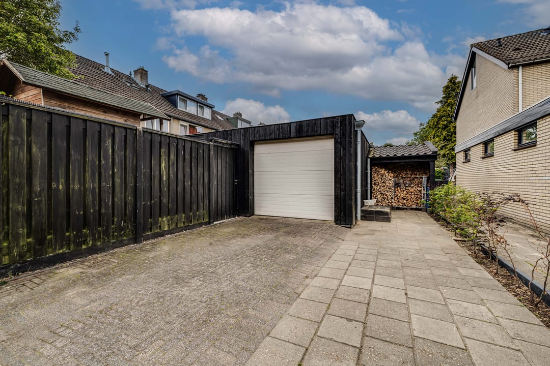 Photo 46 of Van Solmsstraat 15