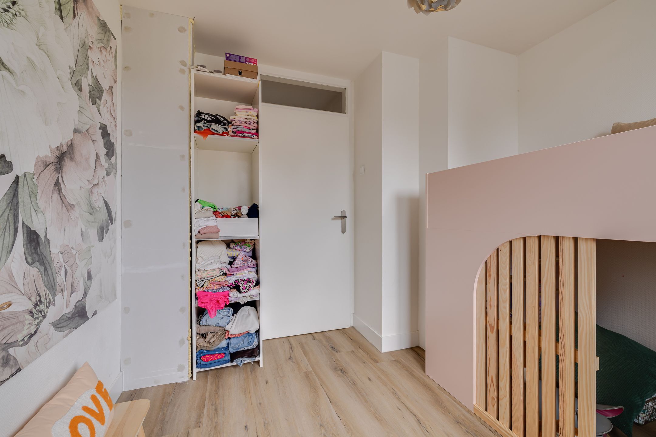 Photo 24 of Van Solmsstraat 15
