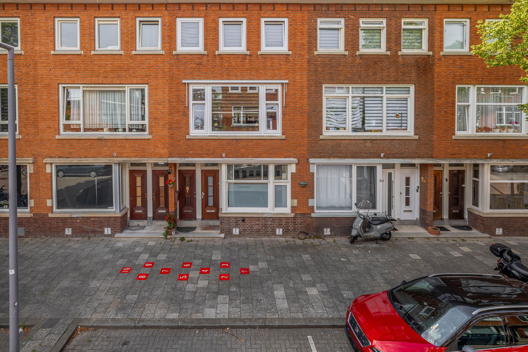 Photo 6 of Donkerslootstraat 89-A