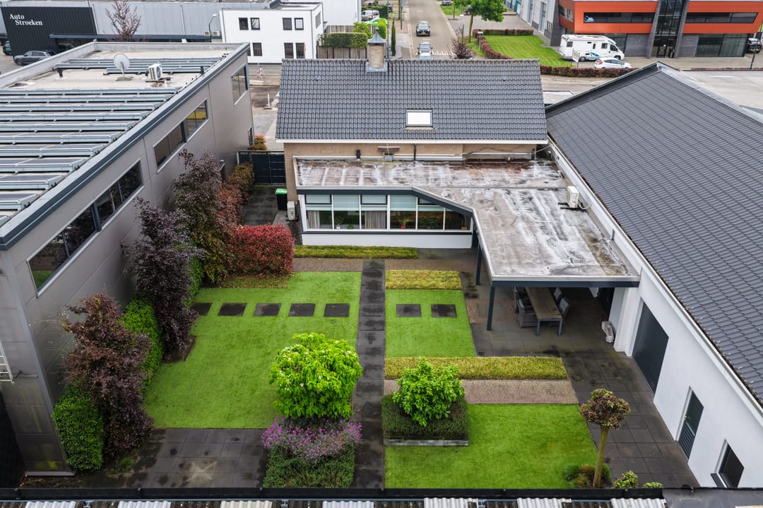 Photo 53 of Voederheil 10