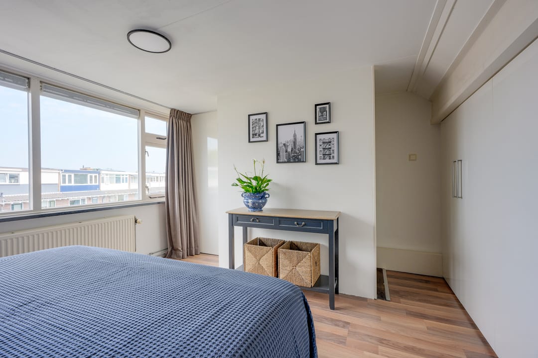 Photo 32 of F. Koolhovenstraat 10
