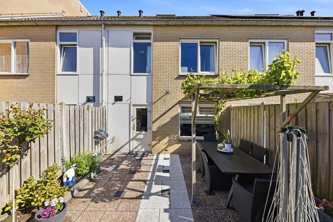 Photo 16 of Gerrit Rietveldstraat 40