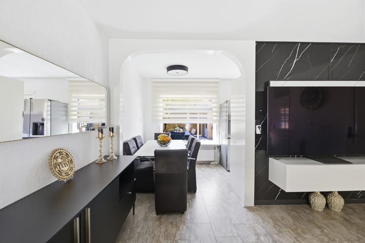 Tussenwoning te koop: Gerrit Rietveldstraat 40, Vlissingen