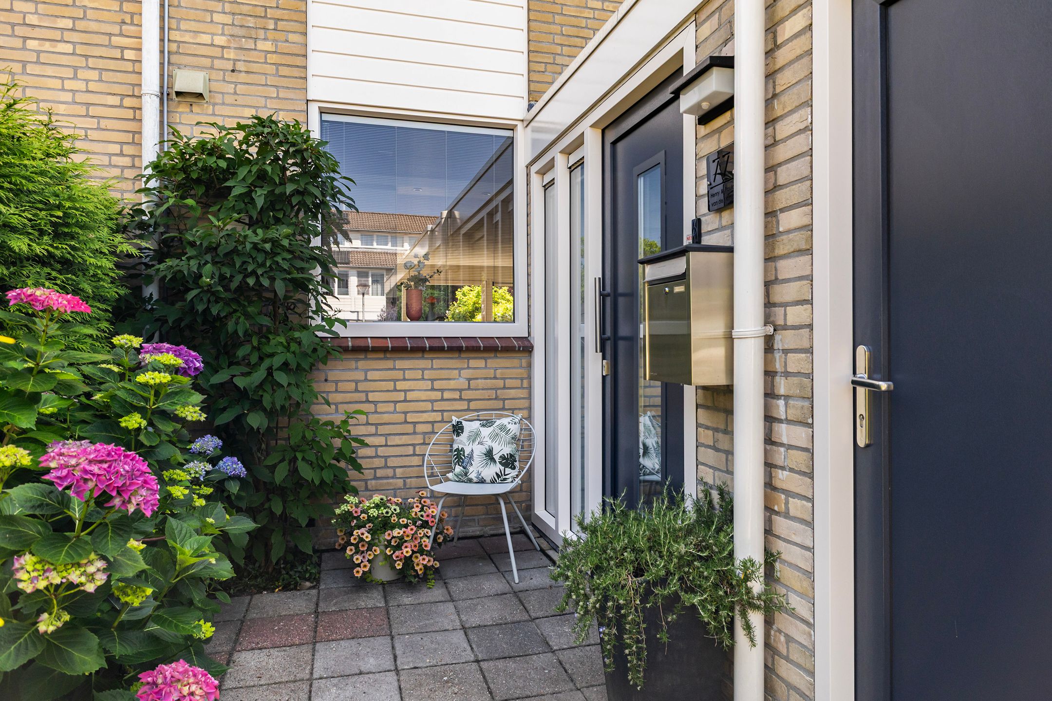 Photo 9 of Zenegroen 77