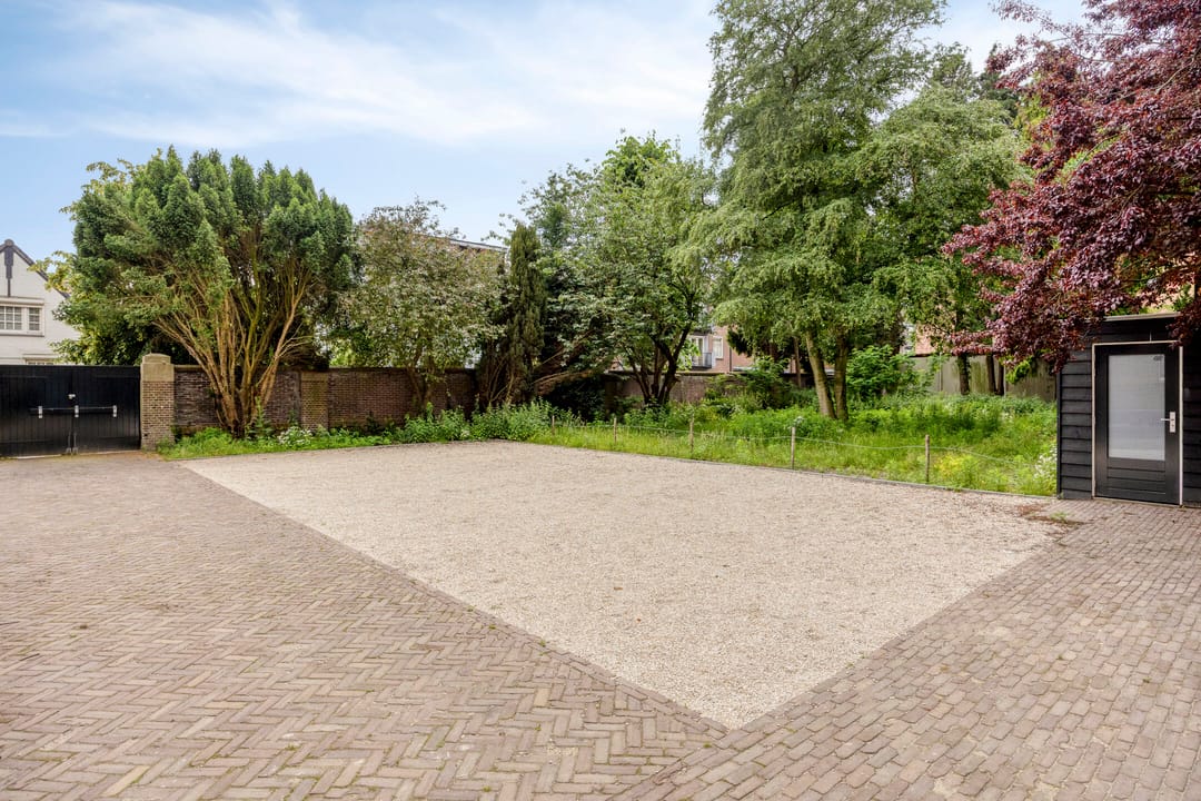 Photo 22 of Hoefstraat 201-09