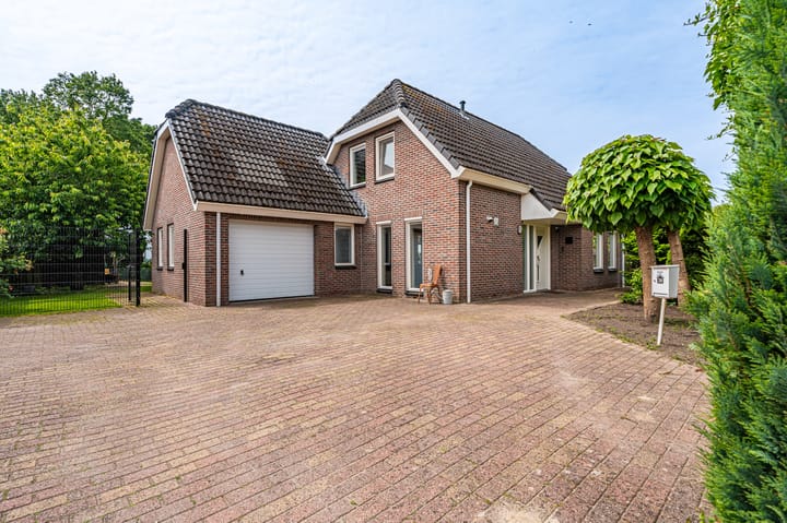Photo 4 of Constantijn Huygenslaan 38