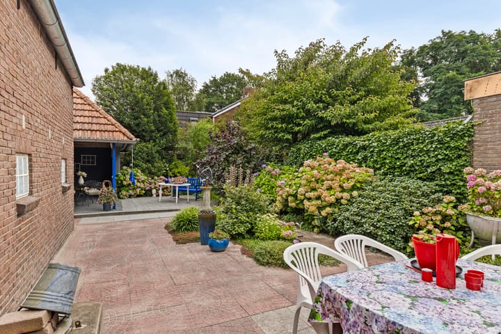 Vrijstaande woning te koop: Leeksterweg 18, Haulerwijk