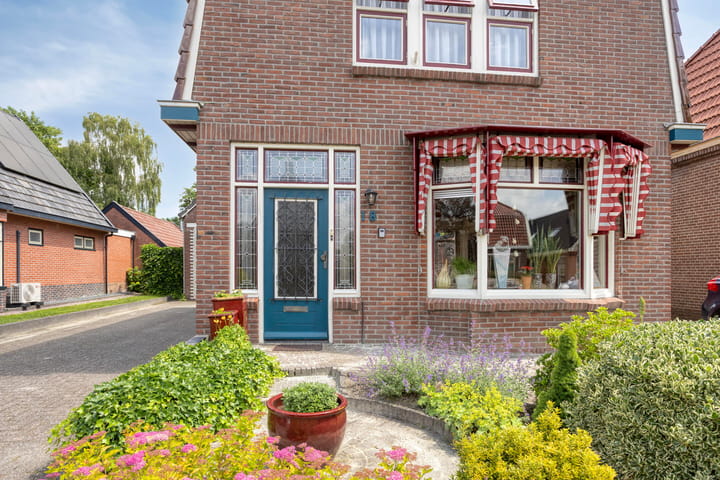 Vrijstaande woning te koop: Leeksterweg 18, Haulerwijk
