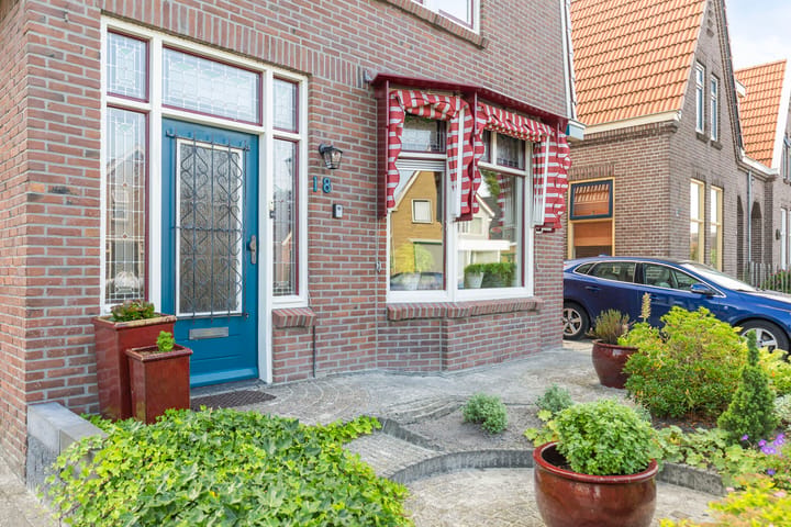Vrijstaande woning te koop: Leeksterweg 18, Haulerwijk