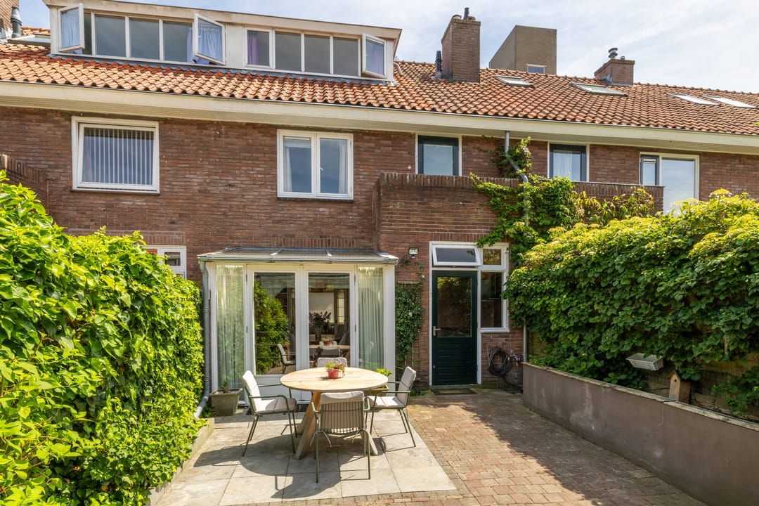Photo 23 of Bilderdijkstraat 45