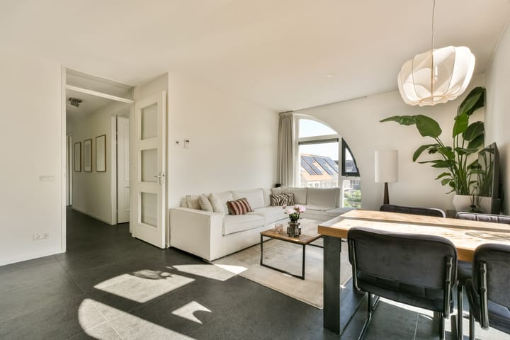 Appartement te koop: Buitenhuislaan 72, Landsmeer