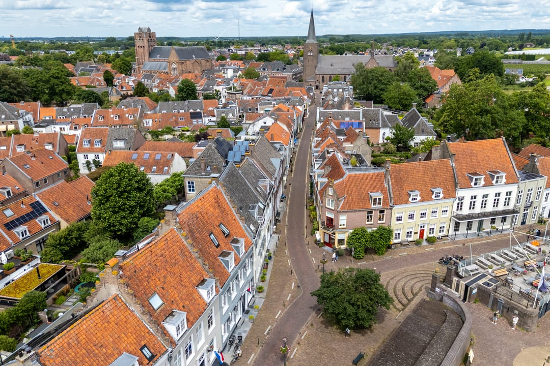 Photo 7 of Oeverstraat 23