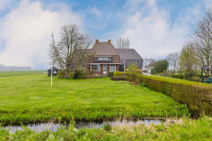 Buren 35, Oosterzee