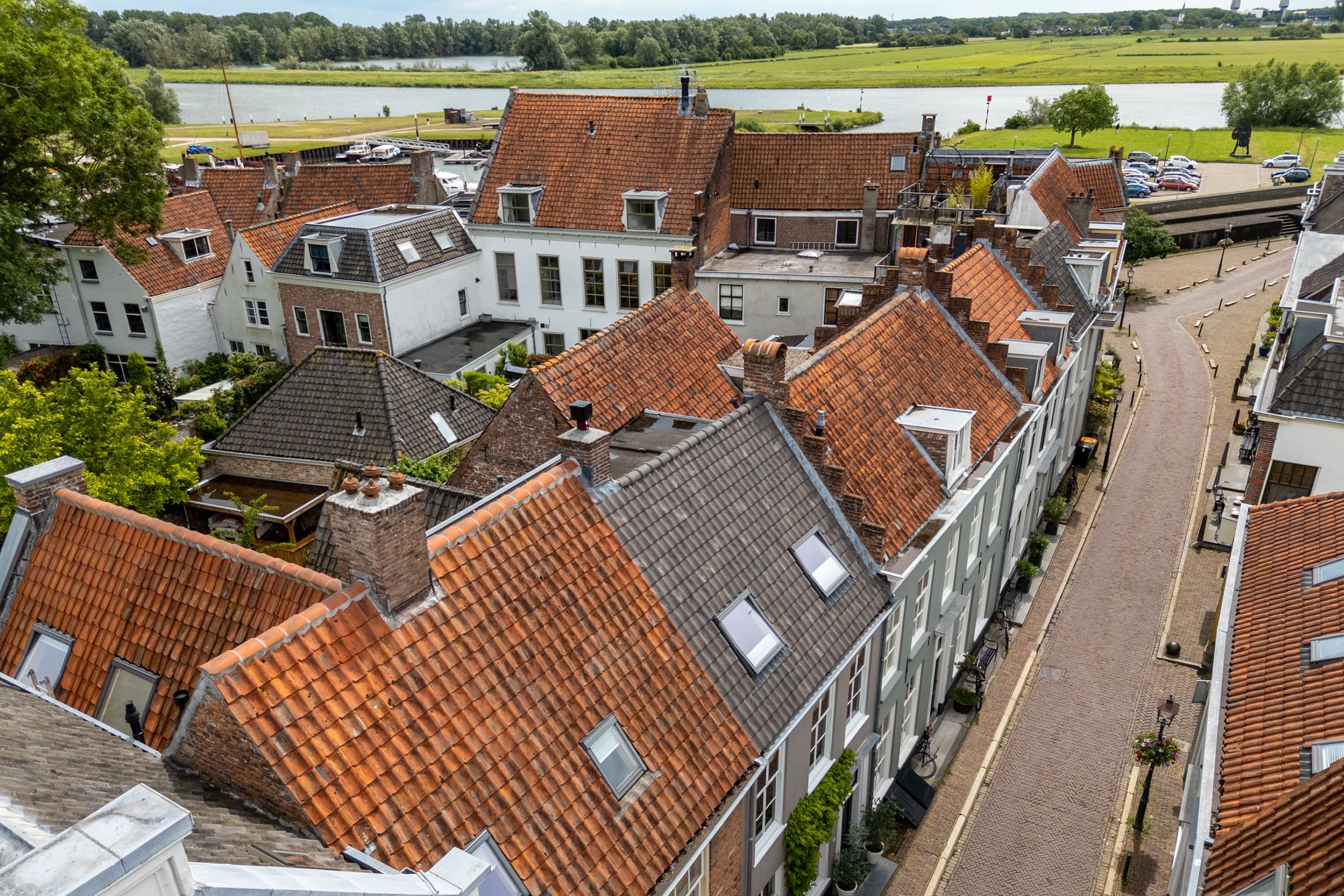 Photo 63 of Oeverstraat 23