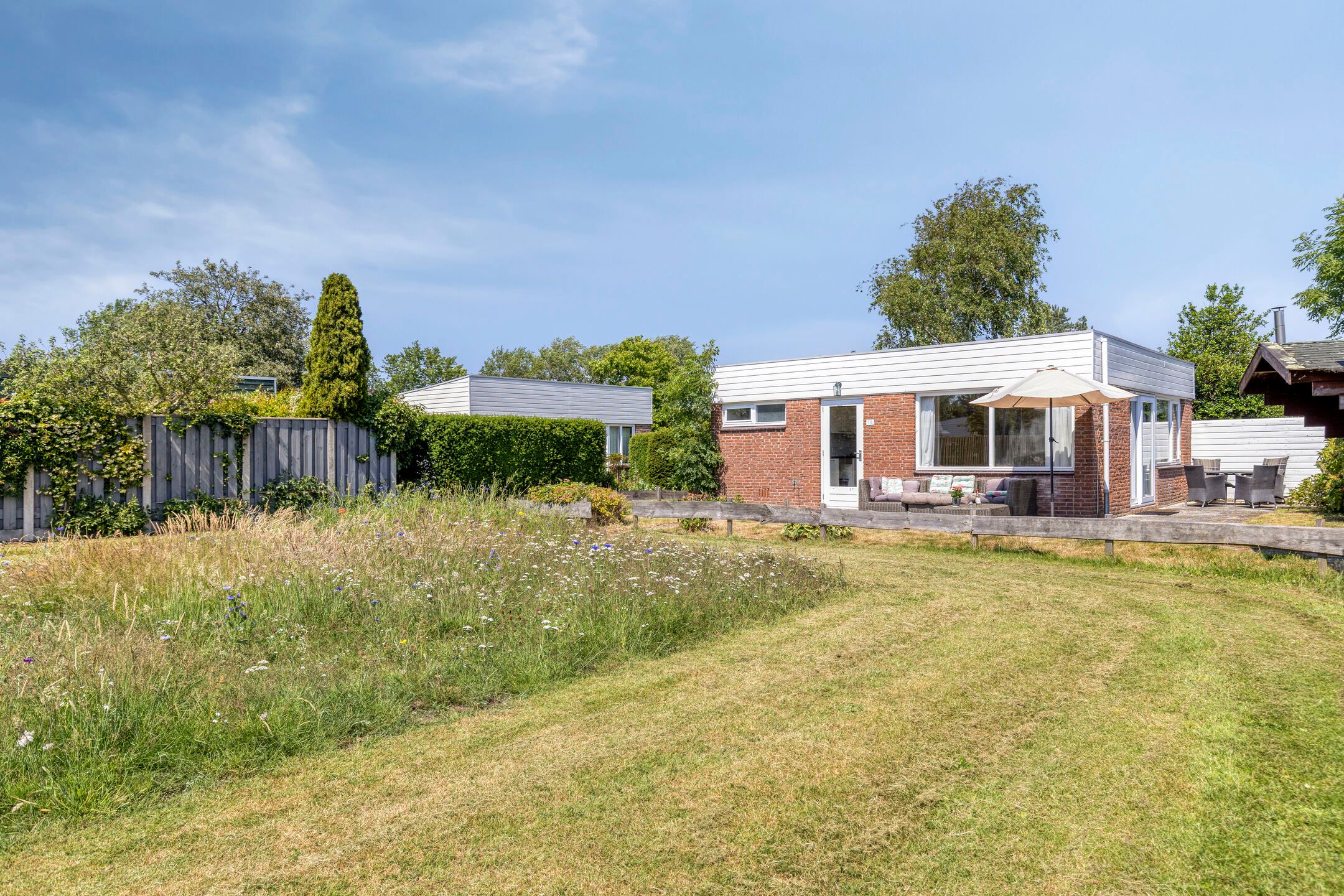 2-bedroom freehold villa in Noordwijkerhout — photo 4 of 5